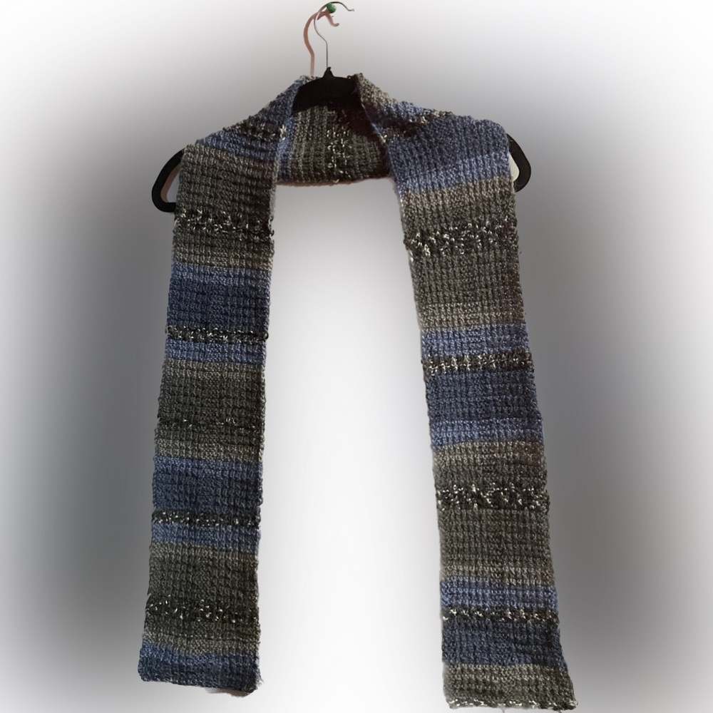 Hand-Knit Scarf (80% Acrylic, 20% Alpaca)